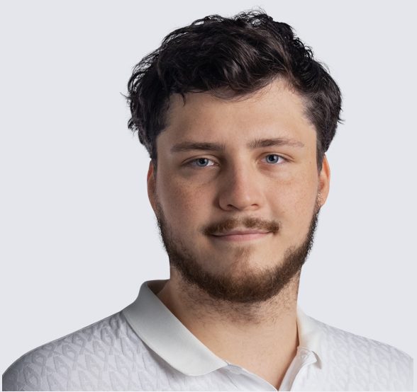 Пилоты по ИИ в компаниях гаснут, а сотрудники пользуются моделями сами — опрос Хабра
