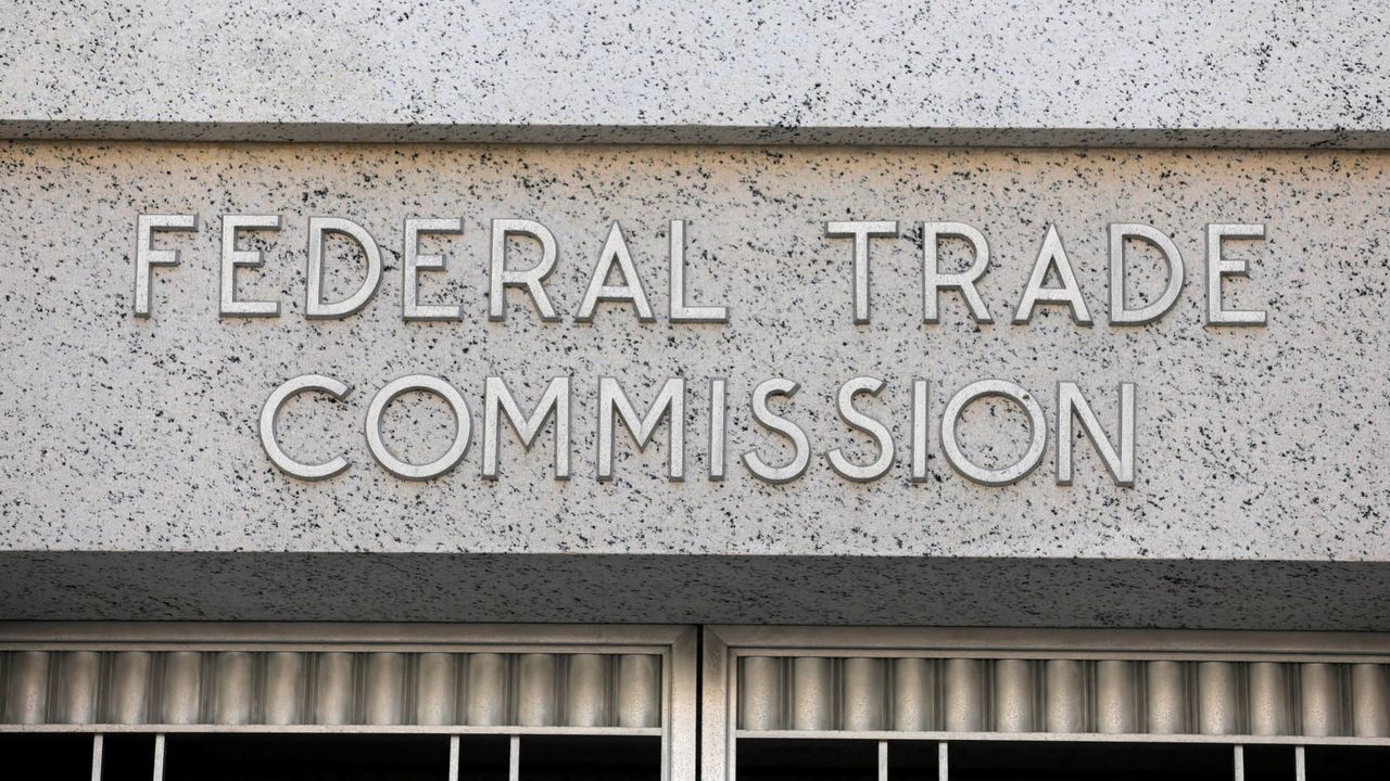 FTC начала проверку OpenAI, Anthropic и других разработчиков ИИ из-за вреда для людей