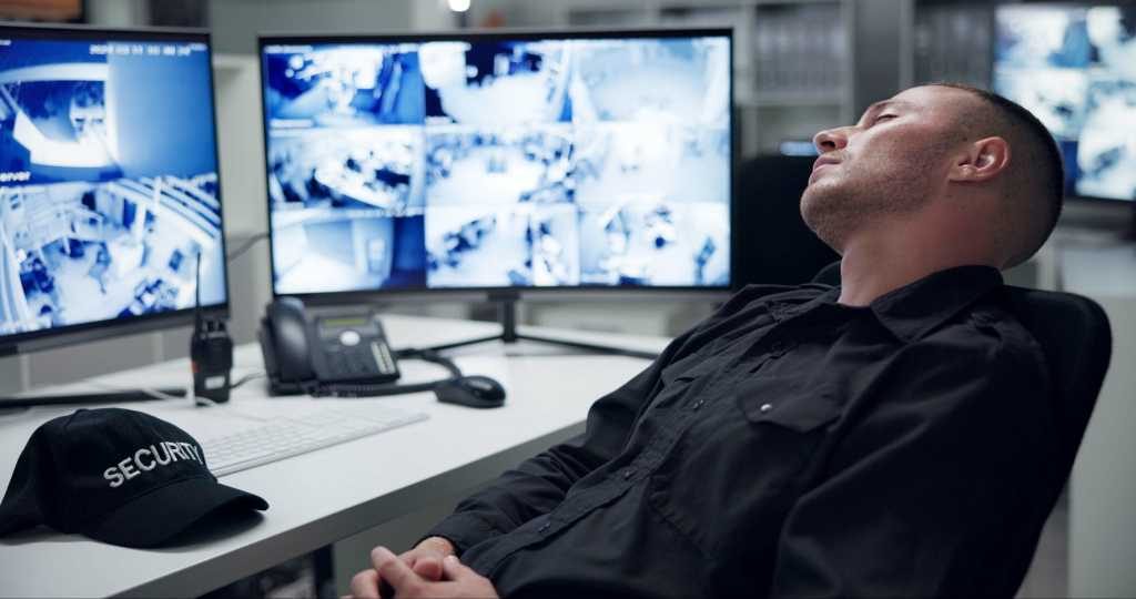 Истории про «взбунтовавшихся» агентов объясняются отсутствием изоляции — эксперты