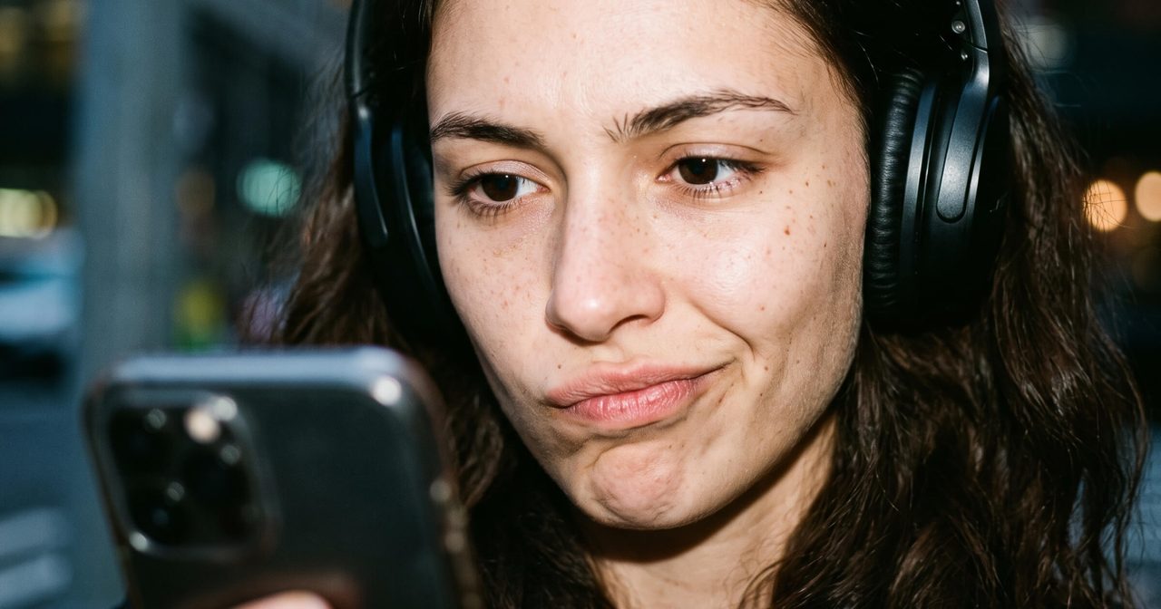 YouTube Music начал помечать треки, сделанные с помощью генеративных моделей